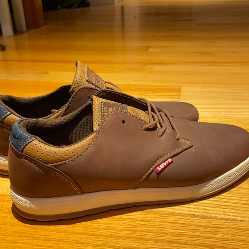 dress shoes